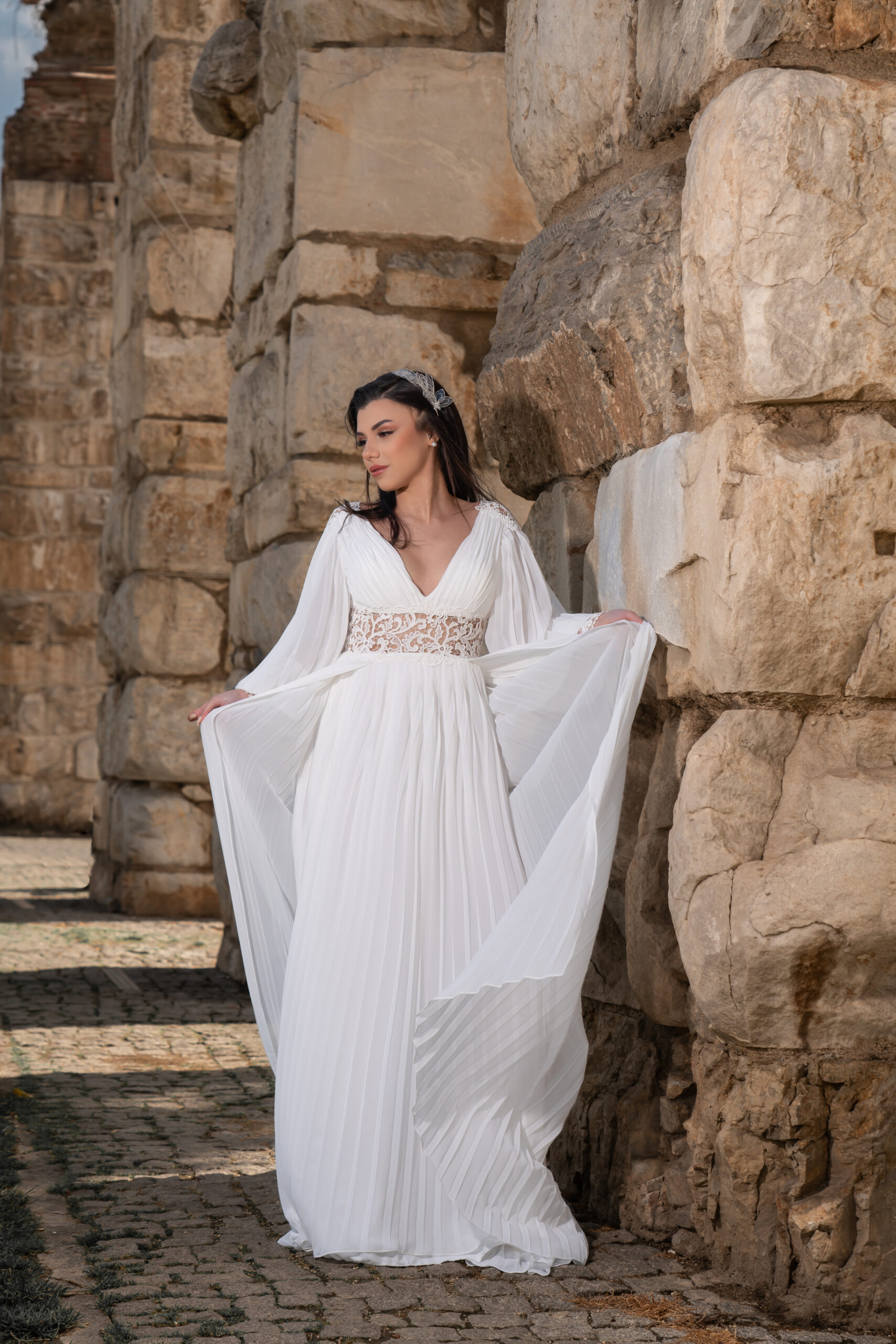 White - Image 2